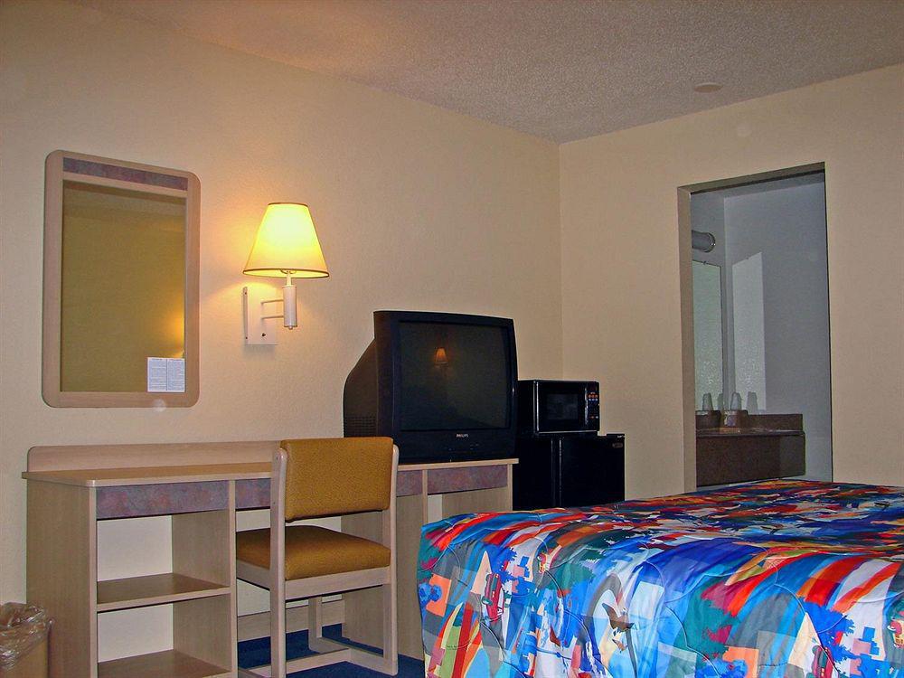 Motel 6-Lancaster, Tx - Desoto - Lancaster Buitenkant foto
